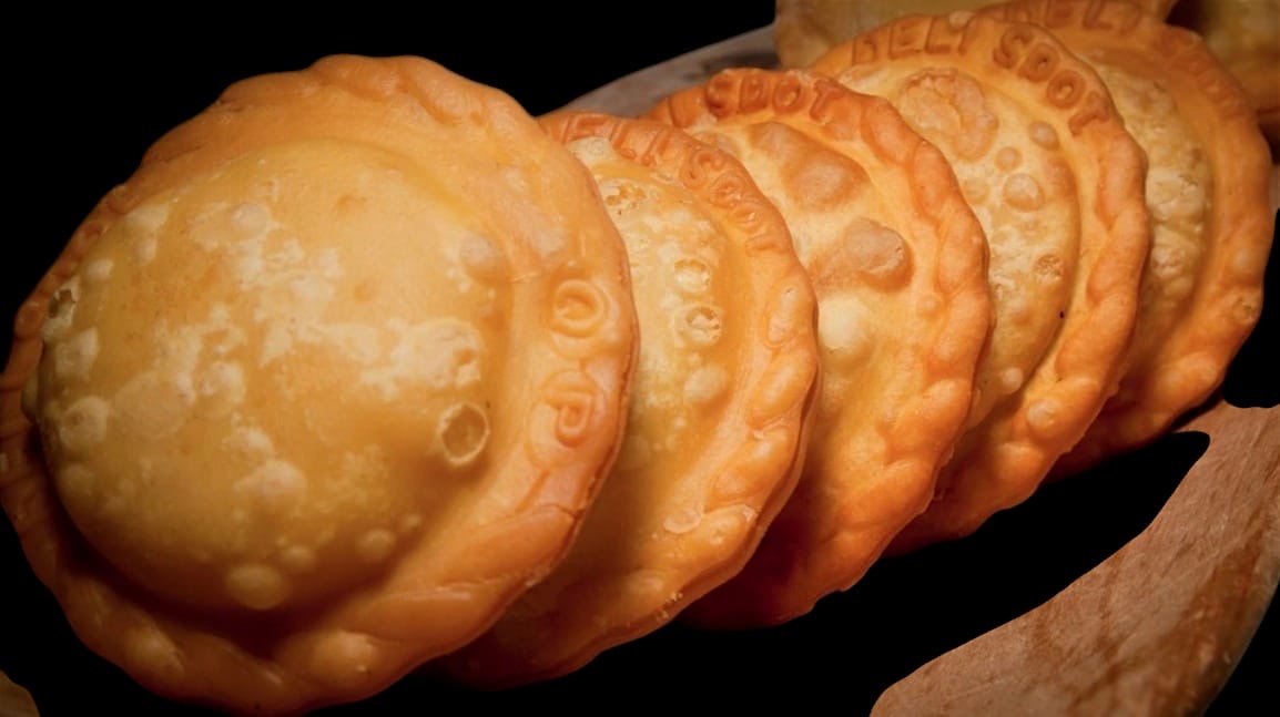 Pastelitos grandes fritos